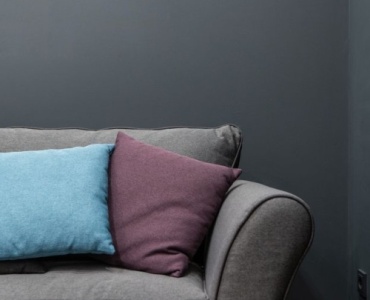 Schaumstoff Sofa und Sofa-Individualisierung - wie Sie beim Hersteller das Sofa Ihrer Träume bestellen